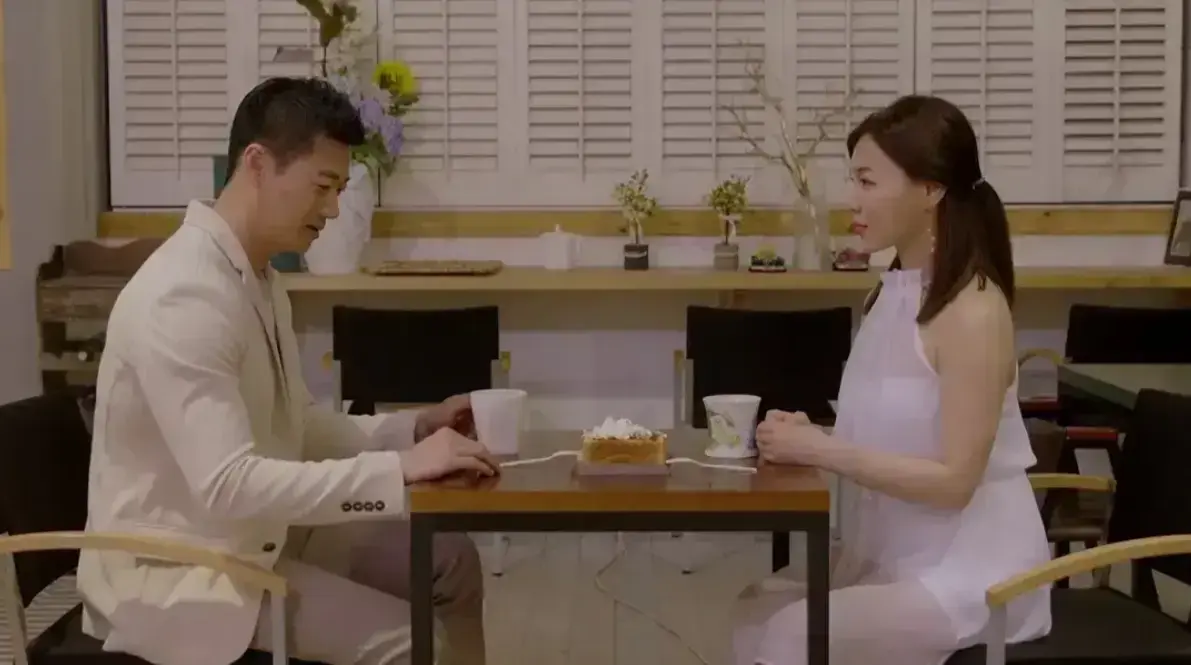 《我邻居的老婆》韩国电影未删减1080P高清下载-韩语中字在线观看-我邻居的老婆百度网盘夸克迅雷资源-乏味婚姻情感越界