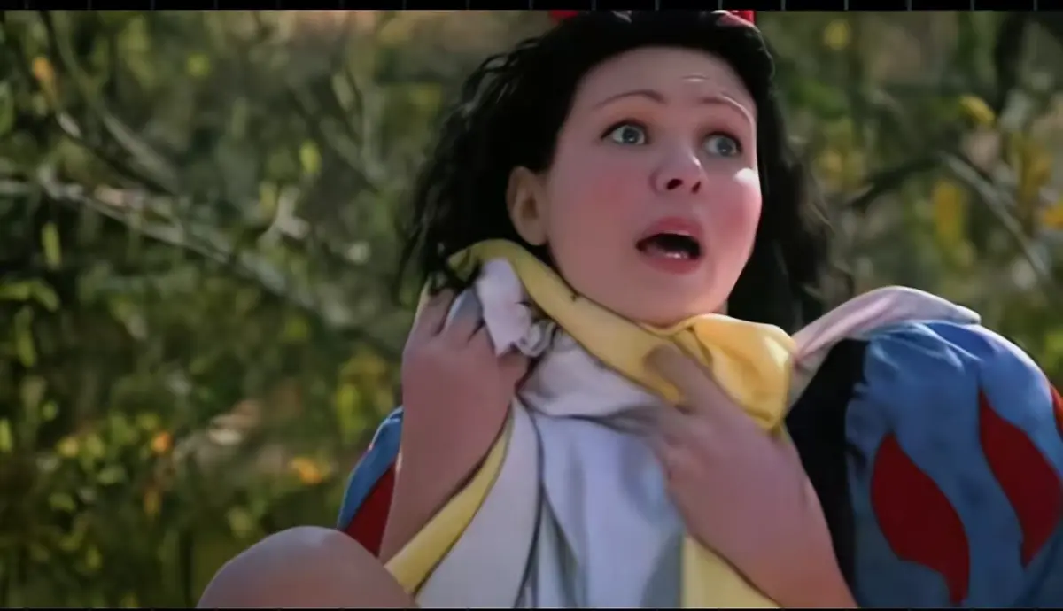 真人版《白雪公主与七个小矮人1995》全集未删减中文版高清免费在线看 - 白雪公主与七个小矮人1995完整剧情无广告网盘资源实时备份