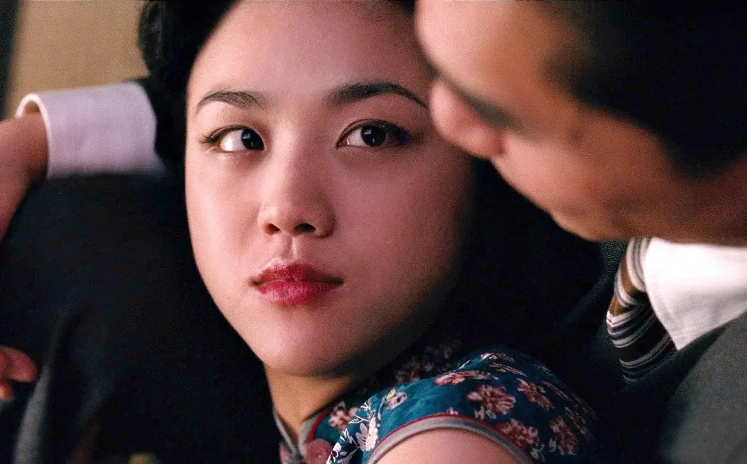《色戒》无删减高清版在线观看-Lust-Caution-李安执导-梁朝伟汤唯主演-158分钟完整版-金狮奖佳作-1080P画质-人性悲剧